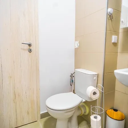 Contemporary With Balcony - New Building Apartment Bukarest