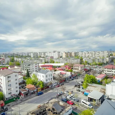 Contemporary With Balcony - New Building * Bükreş