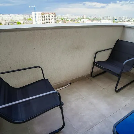 Contemporary With Balcony - New Building * 布加勒斯特