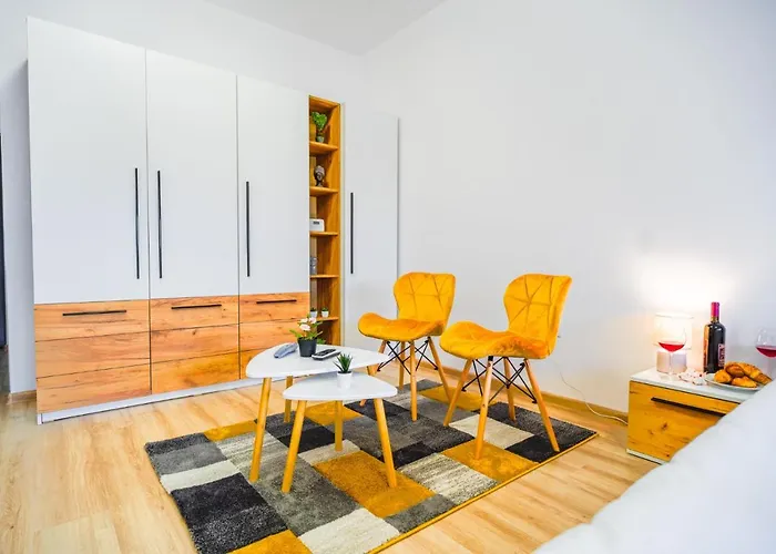 Contemporary With Balcony - New Building 公寓 布加勒斯特