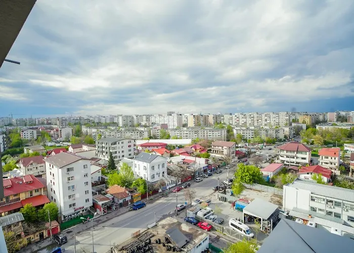 Contemporary With Balcony - New Building * Bucureşti